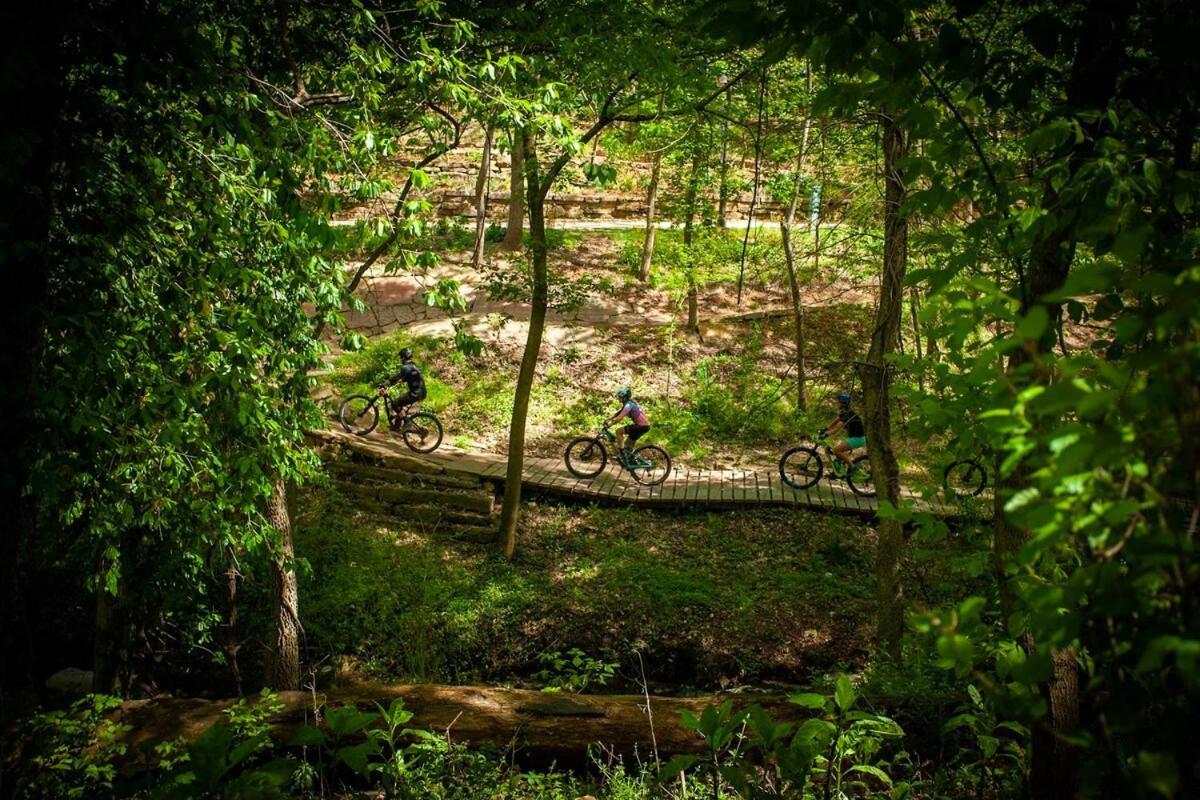 Trailhead Mews Berm Unit 1 Dt Bentonville Mtb Bagian luar foto
